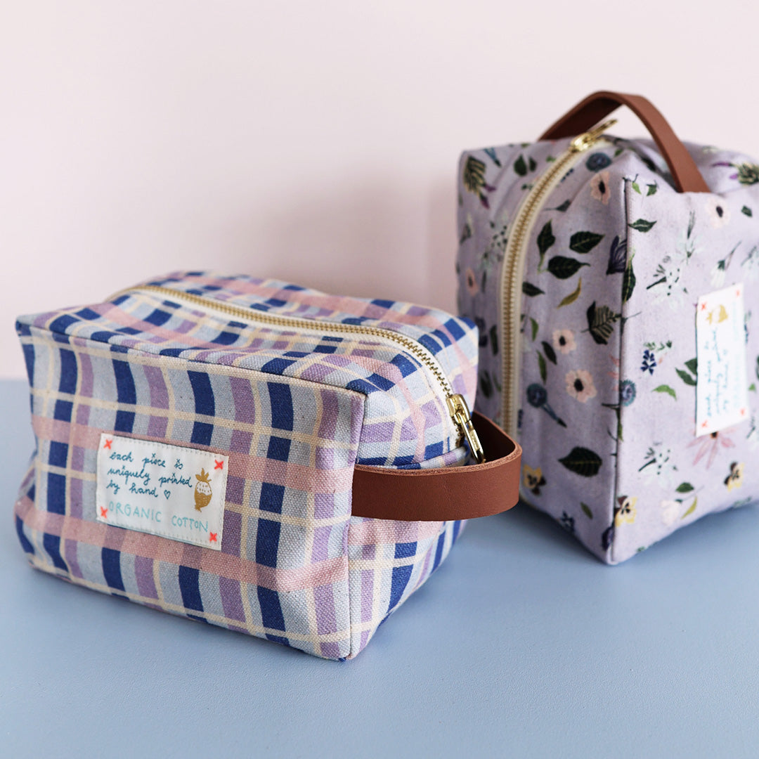 Organic Cotton Pouch *Purple Flowers