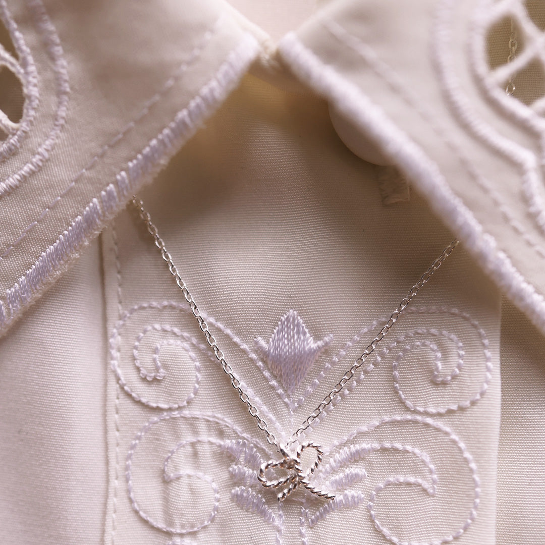 Necklace *Bow silver