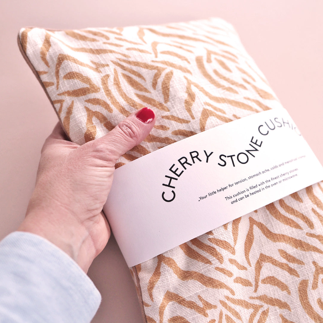 Cherry stone pillow *TIGER