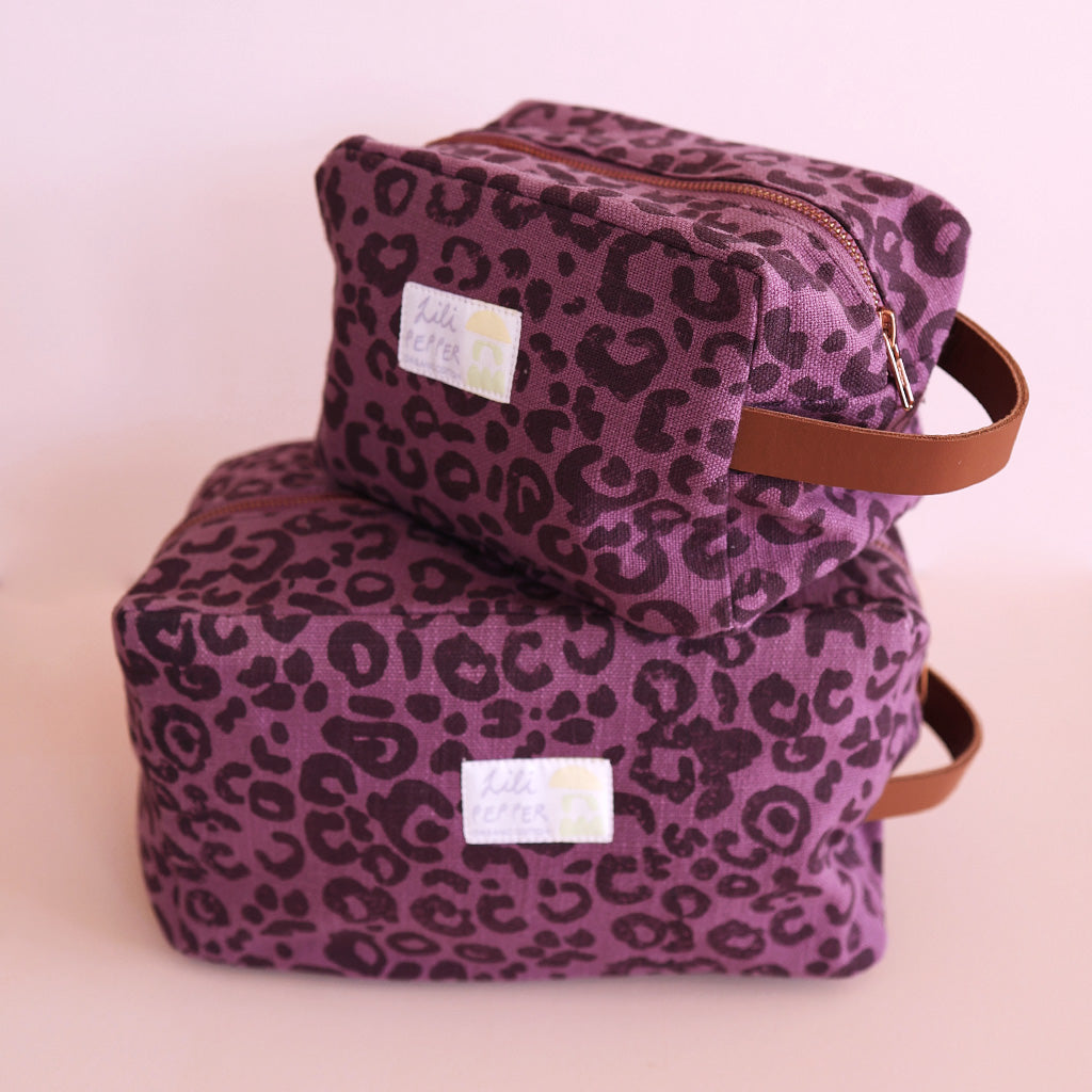 Blockprint pouch *Leo Purple