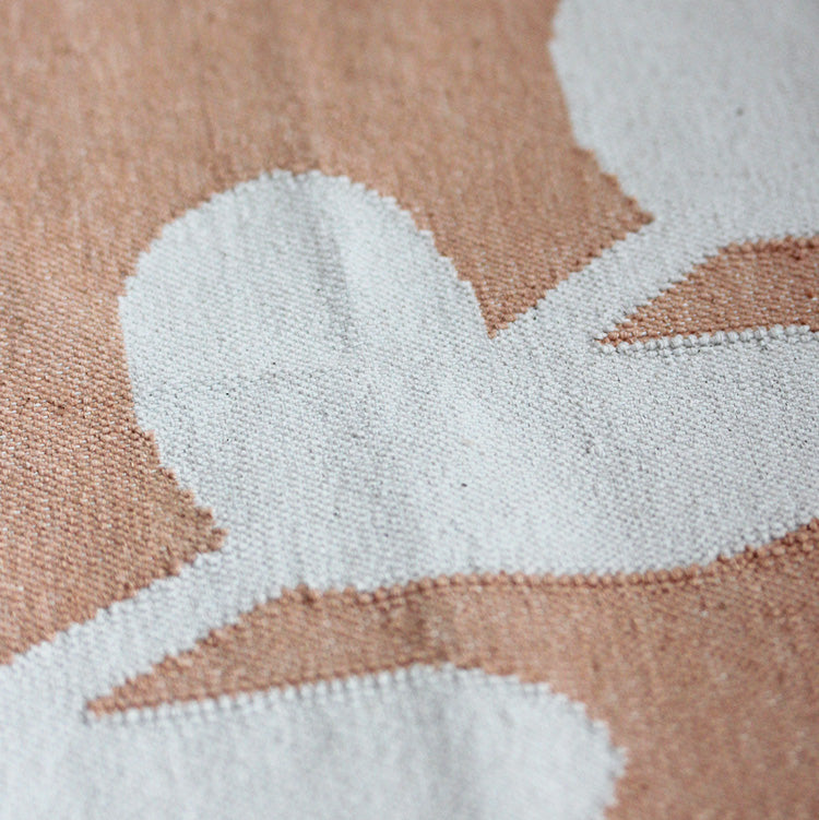 Handwoven rug *CALLI