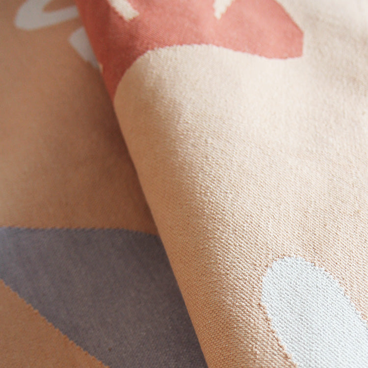 Handwoven rug *CALLI