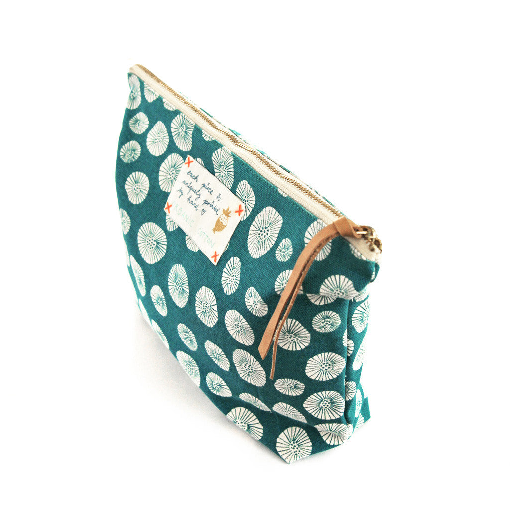 *My green daisy* Organic Cotton Pouch - Lili Pepper