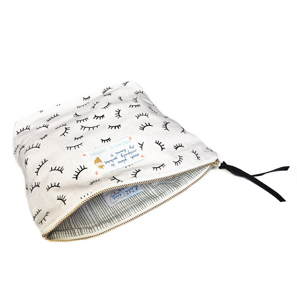 *My lashes* Organic Cotton Pouch - Lili Pepper