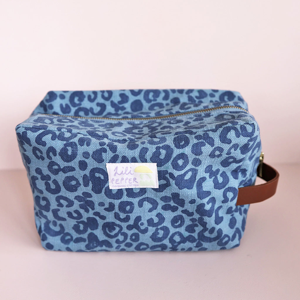 Blockprint pouch *Leo