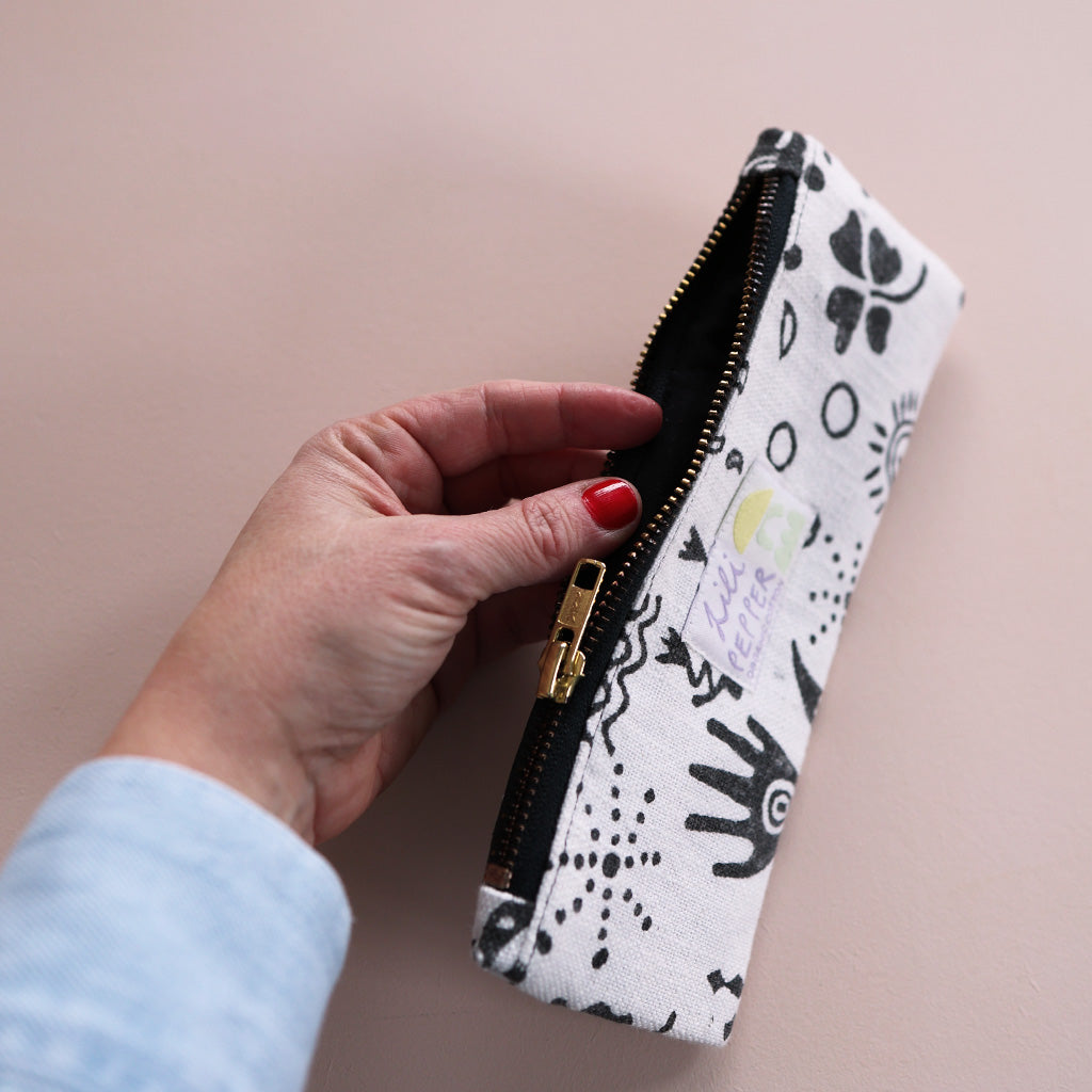 Blockprint pencil pouch *Cosmic