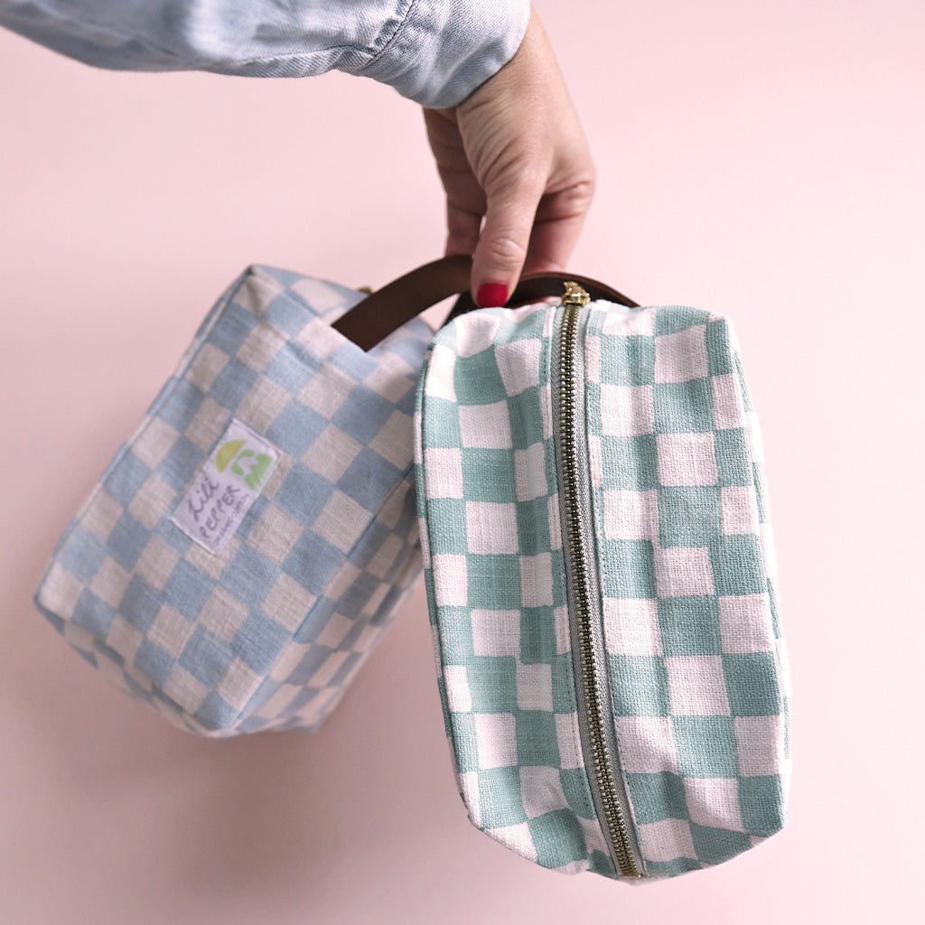 Blockprint Necessaire *Check Light blue