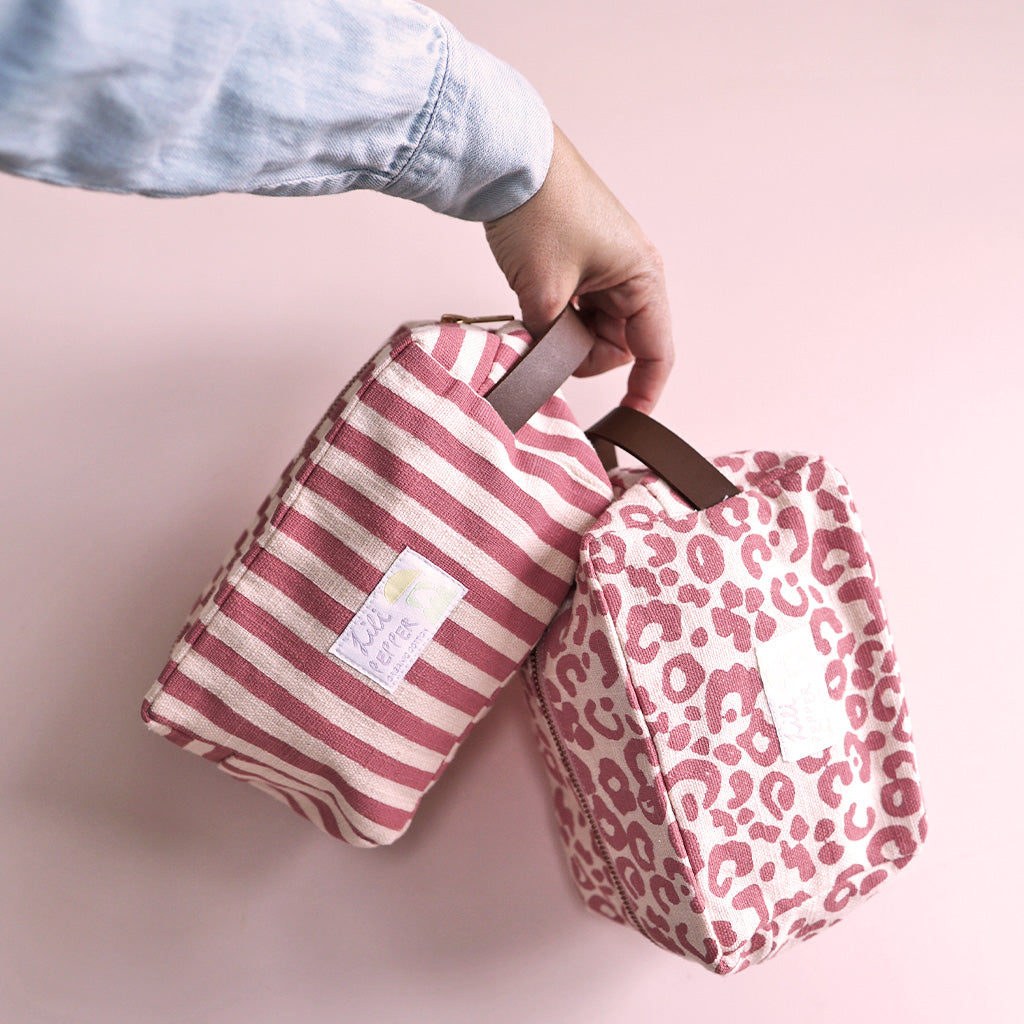 Blockprint Necessaire *Leo Pink