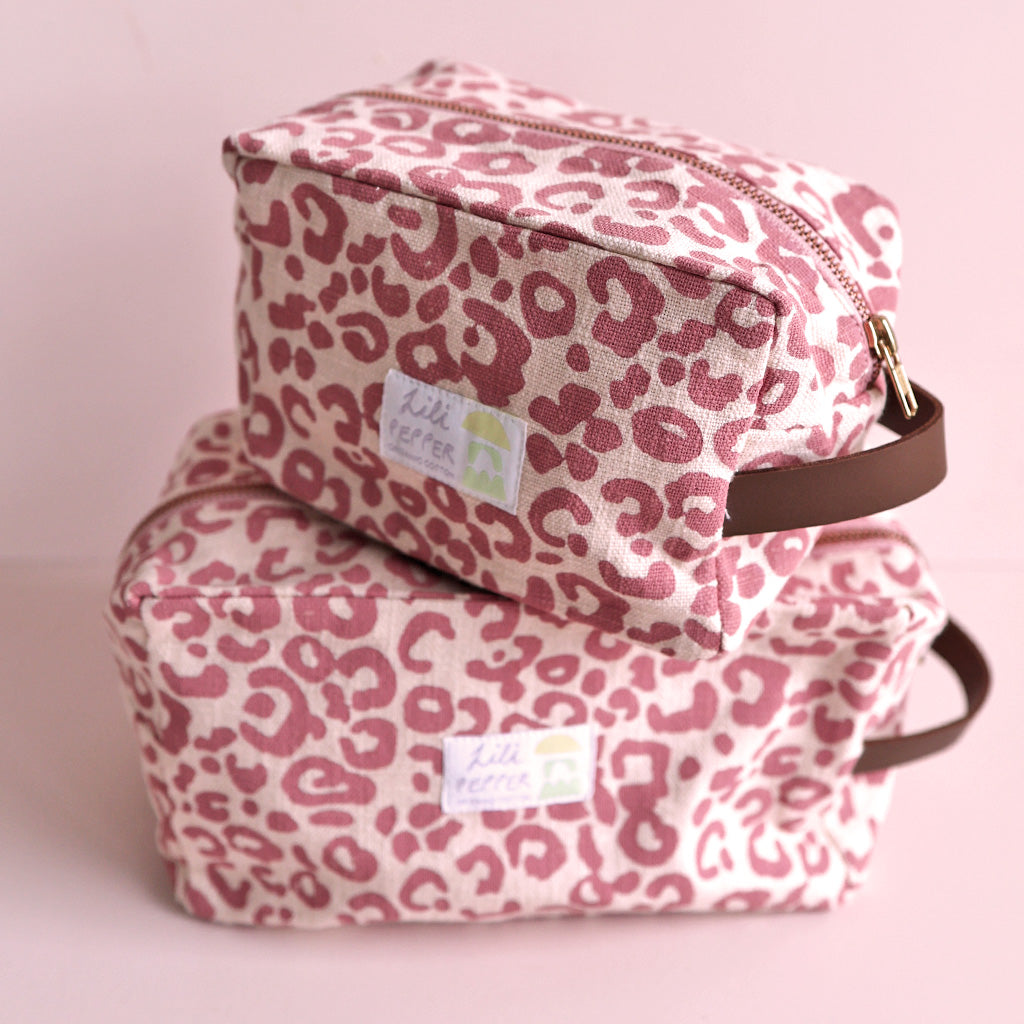 Blockprint Necessaire *Leo Pink