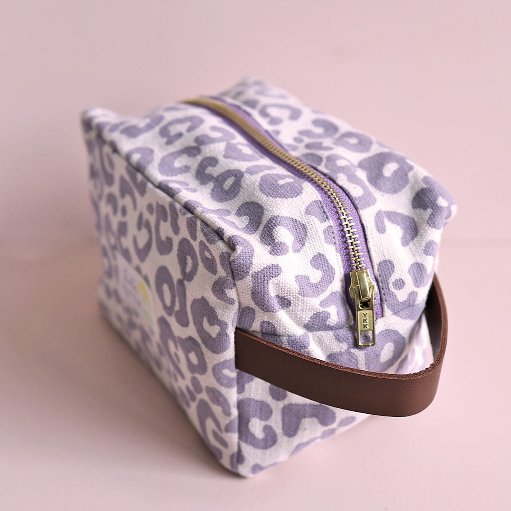 Blockprint Necessaire *Leo Lavender